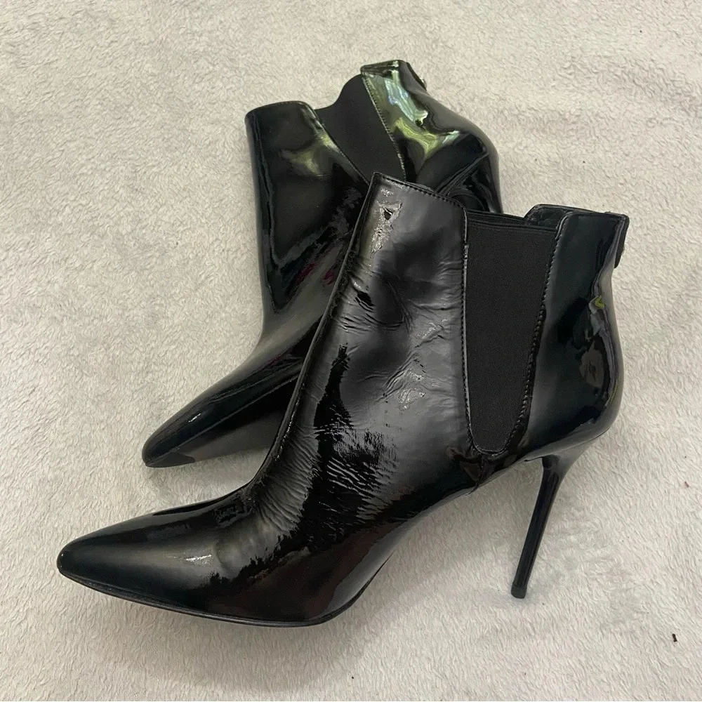 Stuart Weitzman stuart weitzman